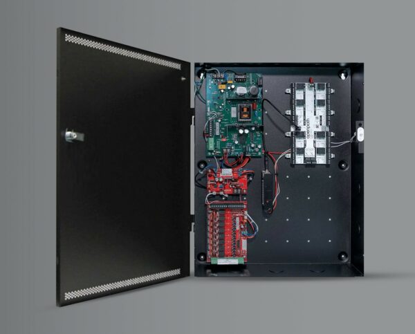 avigilon-1224v-8door-core-series-smart-hub-datasheet-en
